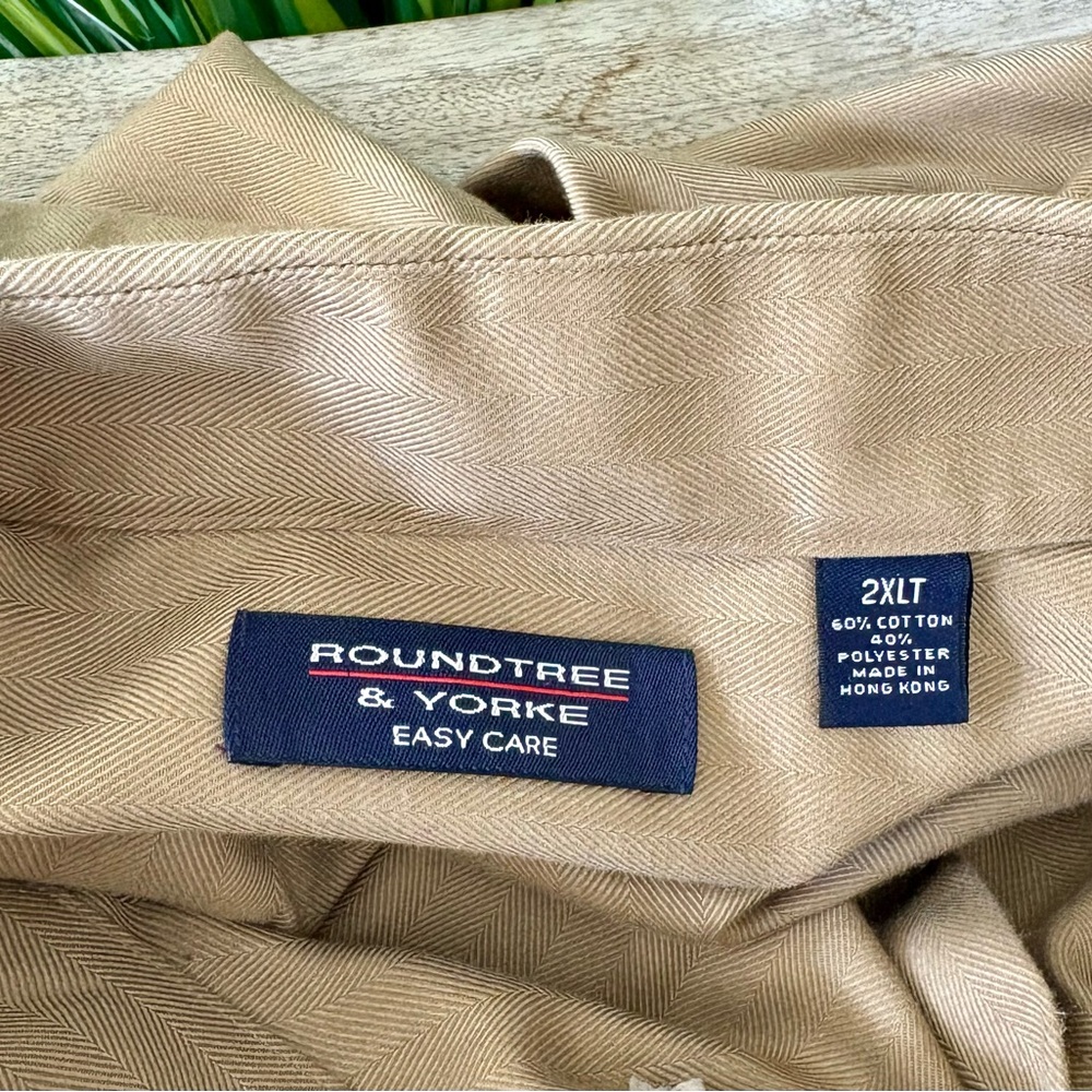 Roundtree & Yorke Casual Tan Button-Down Shirt - Picture 3 of 3
